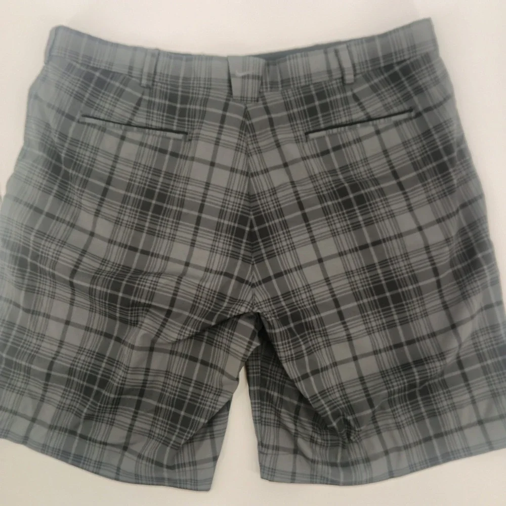 Nike Golf Tour Performance Dri-FIT‎ Plaid Shorts Mens 38 Grey Black Check